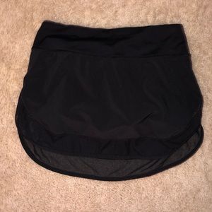 LULULEMON SKORT